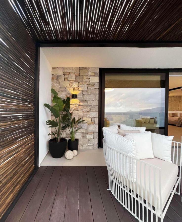 Mystique Luxury Suite Achlia المظهر الخارجي الصورة