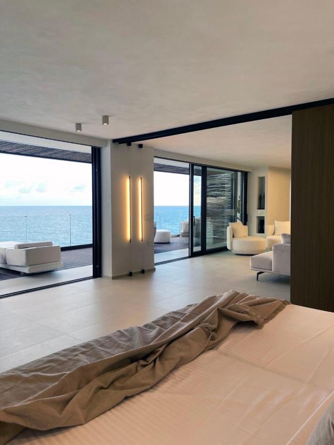 Mystique Luxury Suite Achlia المظهر الخارجي الصورة