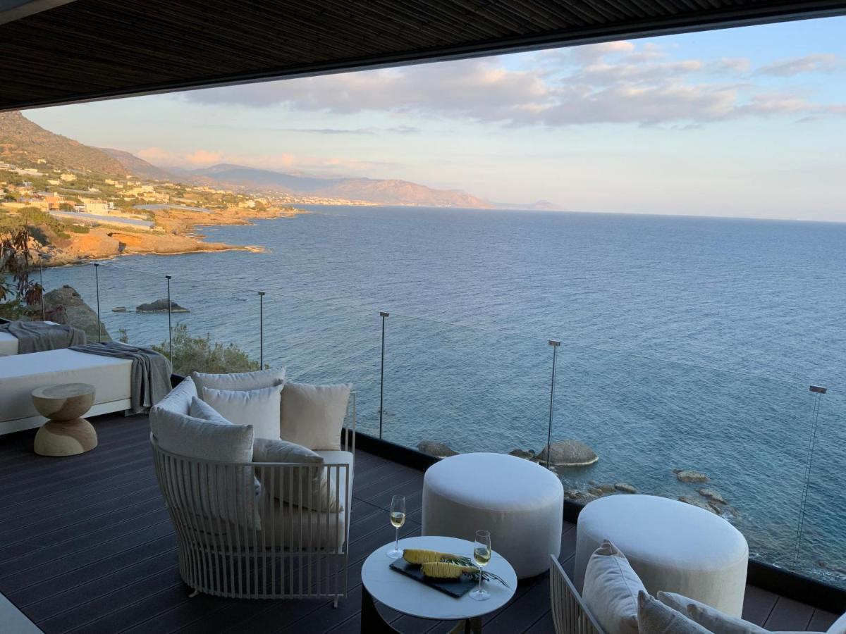 Mystique Luxury Suite Achlia المظهر الخارجي الصورة