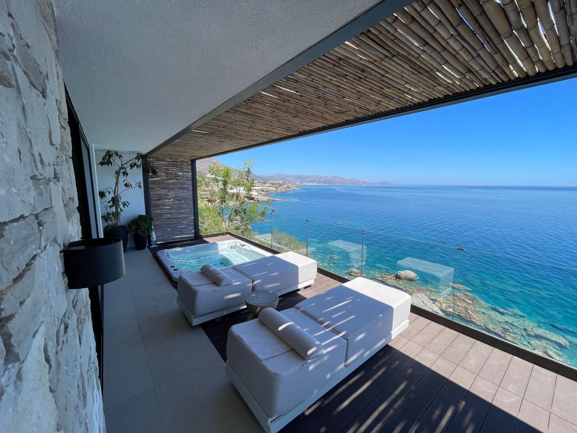 Mystique Luxury Suite Achlia المظهر الخارجي الصورة