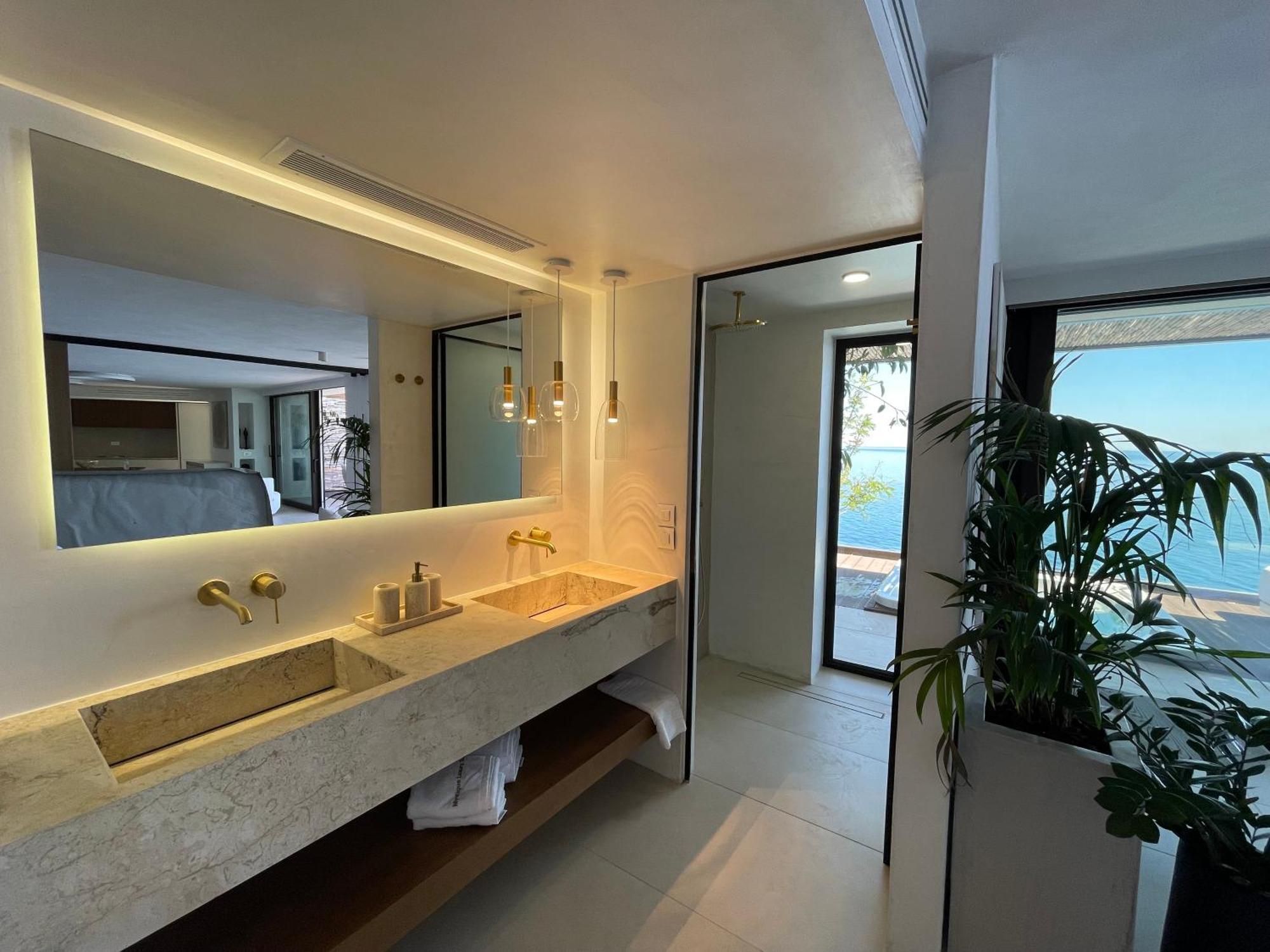 Mystique Luxury Suite Achlia المظهر الخارجي الصورة